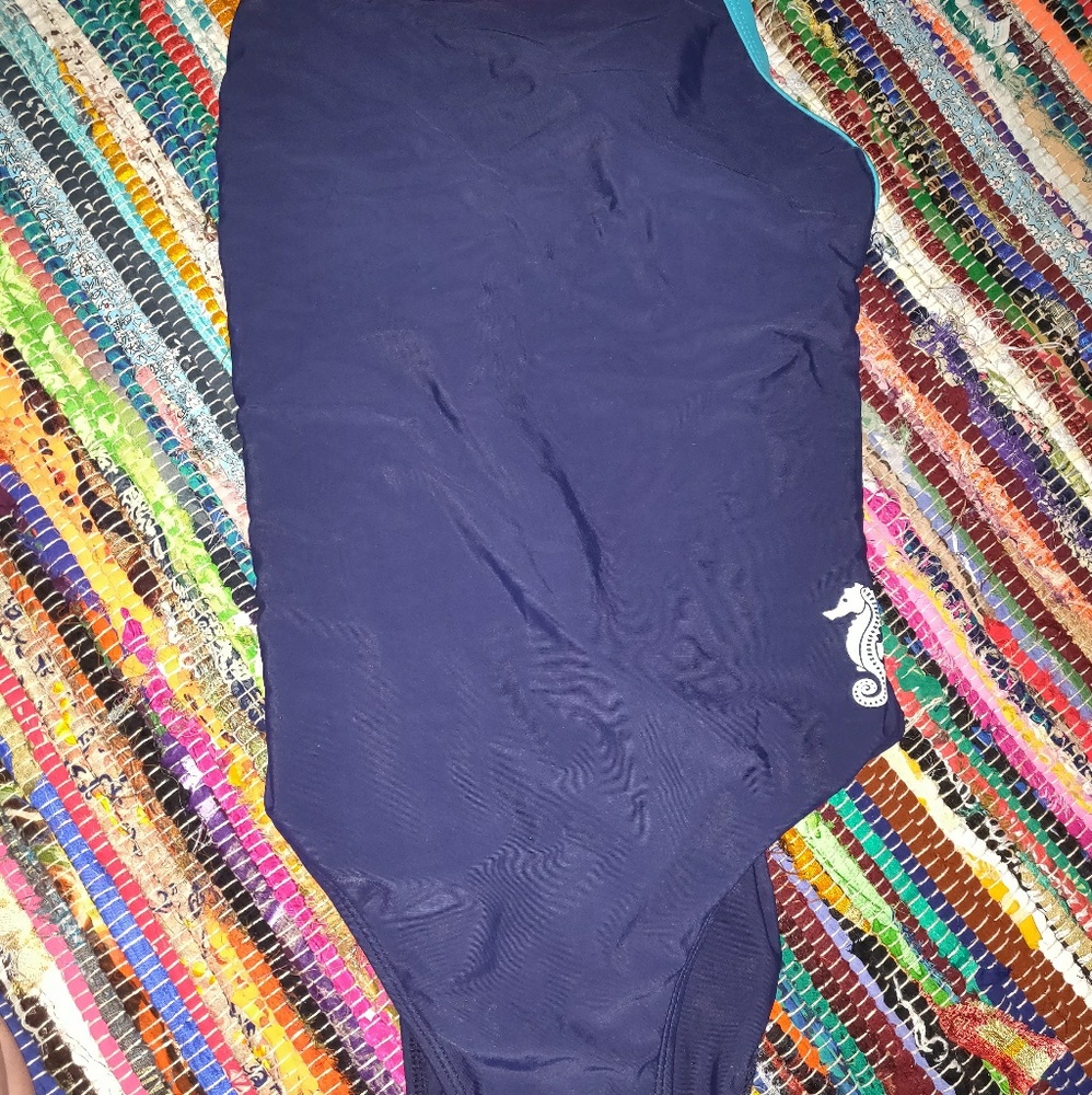 Swimsuit - Picture 2 of 3